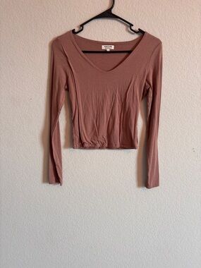 Heart & Hips Taupe V-Neck Long Sleeve Top